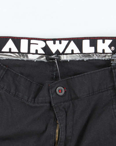 Vintage Y2K Airwalk Wide Leg Cargo Shorts - W32 L9
