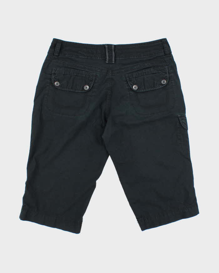 Vintage Y2K DKNY Slim Leg Cargo Shorts - W32 L15