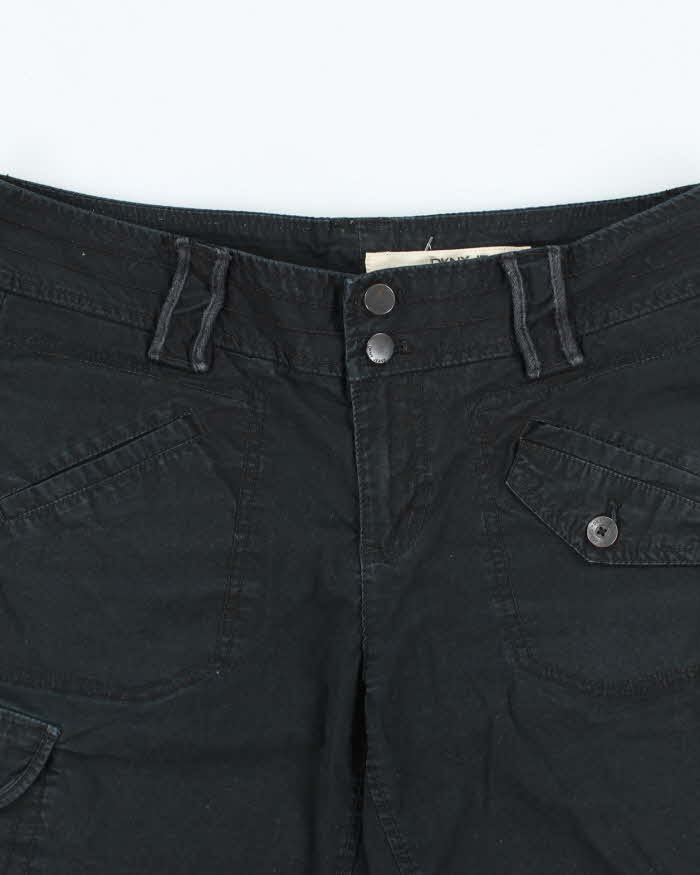 Vintage Y2K DKNY Slim Leg Cargo Shorts - W32 L15