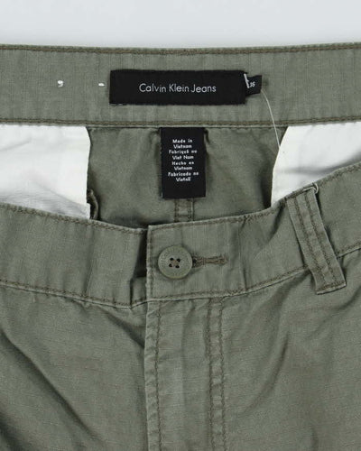 Vintage 2000's Calvin Klein Wide Leg Cargo Shorts - W36 L11