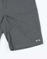 Vintage 2000's Oakley Small Embroidered Logo Chino Shorts - W32 L10