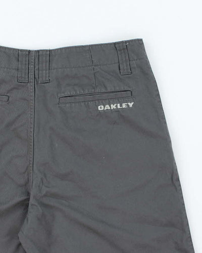 Vintage 2000's Oakley Small Embroidered Logo Chino Shorts - W32 L10