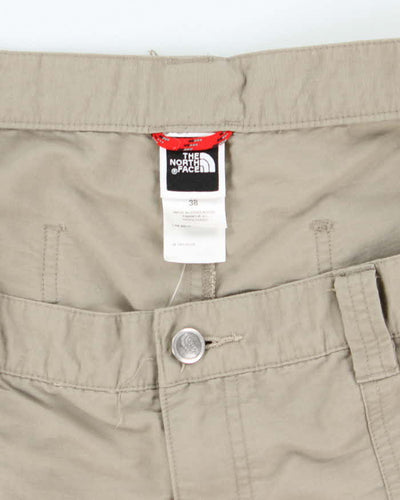 Vintage 2000's The North Face Cargo Hiking Shorts - W36 L7