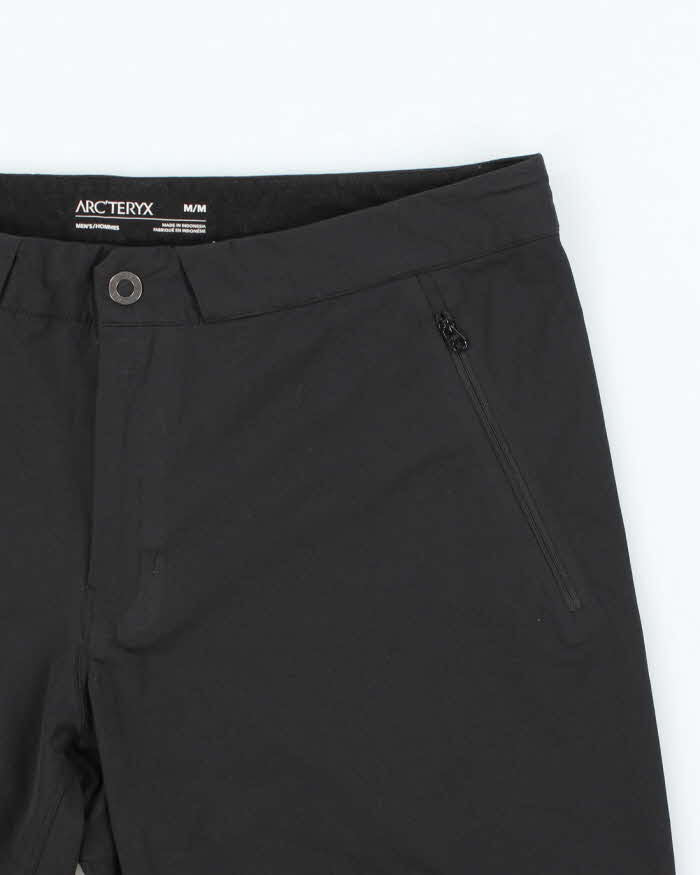 Vintage 2000's Arc'teryx Lightweight Hiking Cargo Shorts - W32 L11
