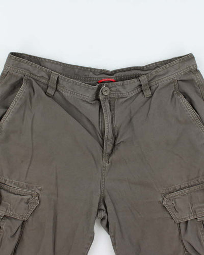 Vintage 2000's Wrangler Wide Leg Faded Cargo Shorts - W34 L9