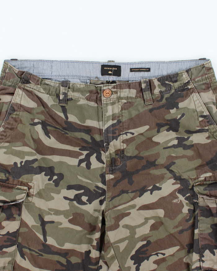 Vintage 2000's Quiksilver Camouflage Straight Fit Cargo Shorts - W36 L11