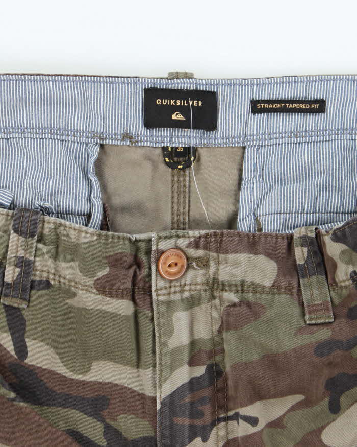 Vintage 2000's Quiksilver Camouflage Straight Fit Cargo Shorts - W36 L11
