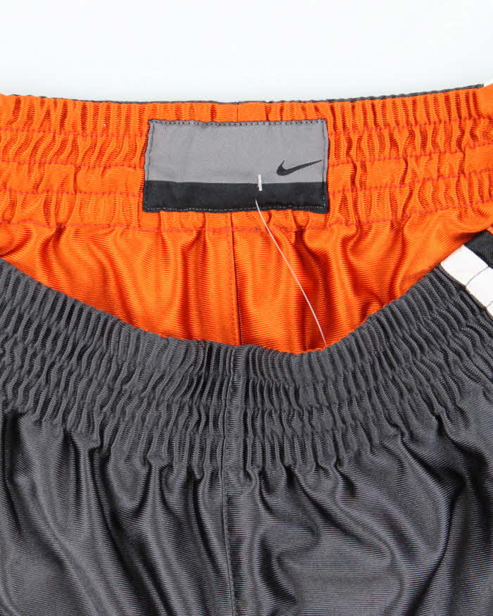Vintage Y2K Nike Reversible Wide Leg Basketball Shorts - L