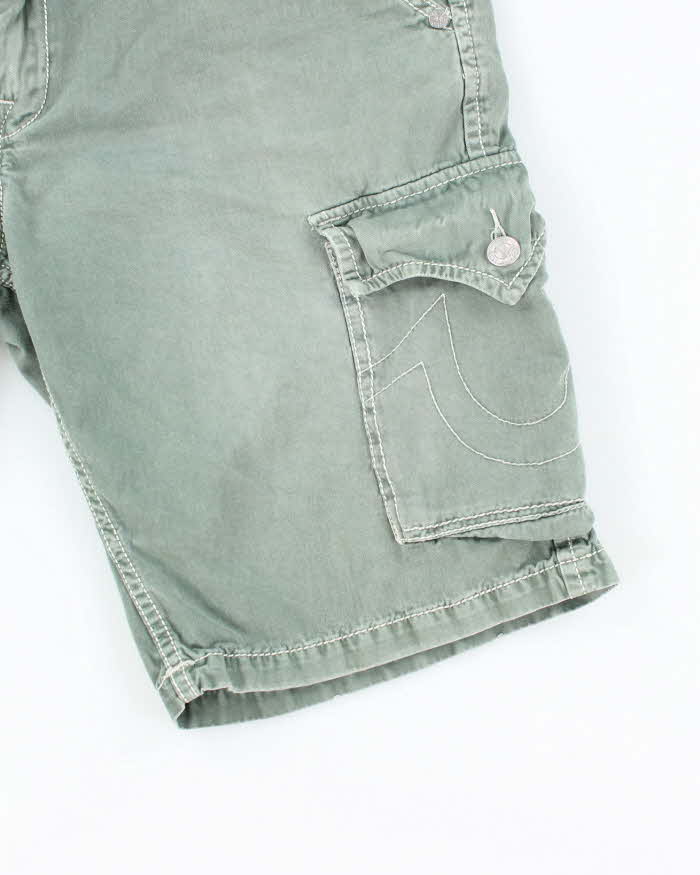 Vintage Y2K True Religion Green Faded Cargo Shorts - W38 L11