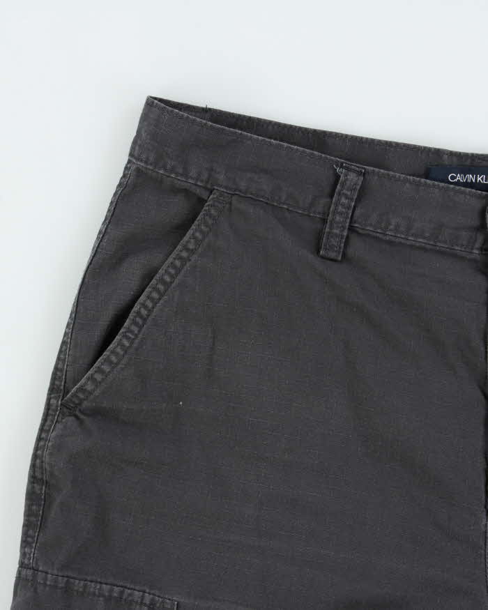 Vintage Calvin Klein Jeans Loose Fit Cargo Shorts - W32