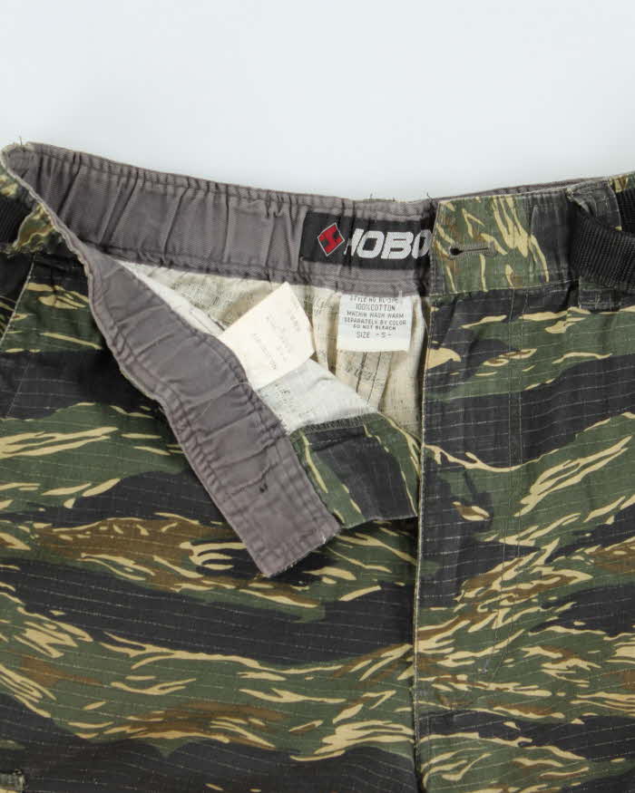 Vintage Y2K 00s HOBO Japan Loose Fit Tiger Camo 3/4 Length Cargo Shorts - W28