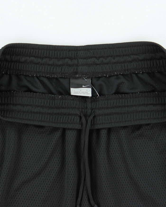 Vintage Y2K 00s Nike Embroidered Shell Mesh Basketball Shorts - L