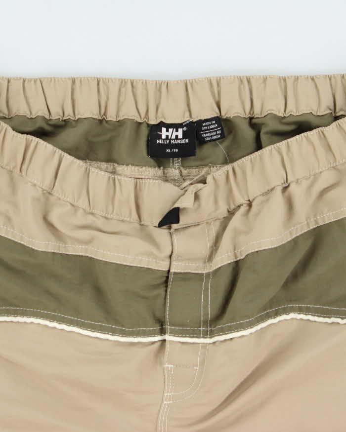 Vintage Y2K 00s Helly Hansen Loose Fit Khaki Shell Active Shorts - XL