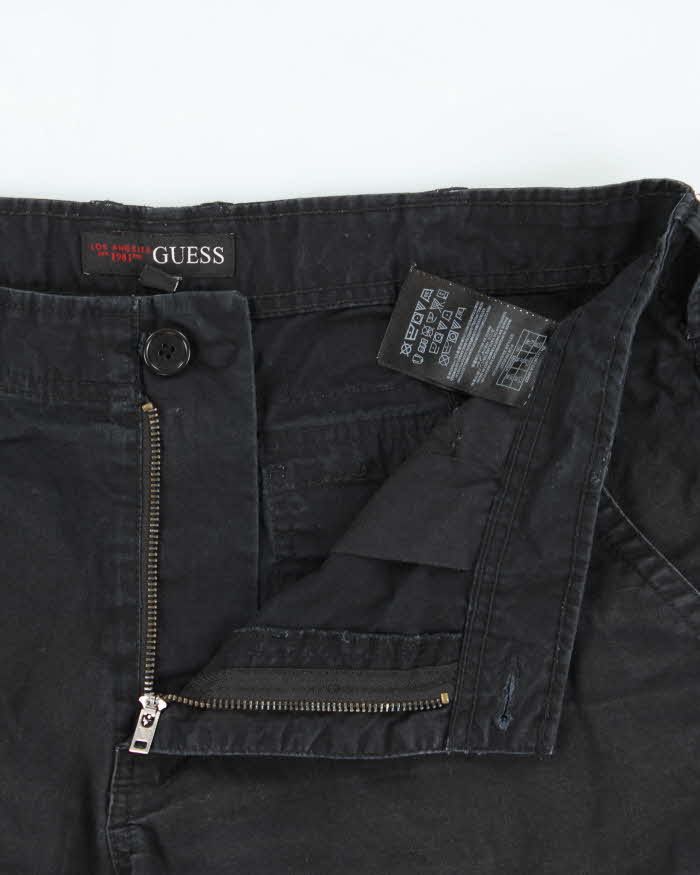 Vintage Y2K 00s Guess Loose Fit Canvas Cargo Shorts - W36