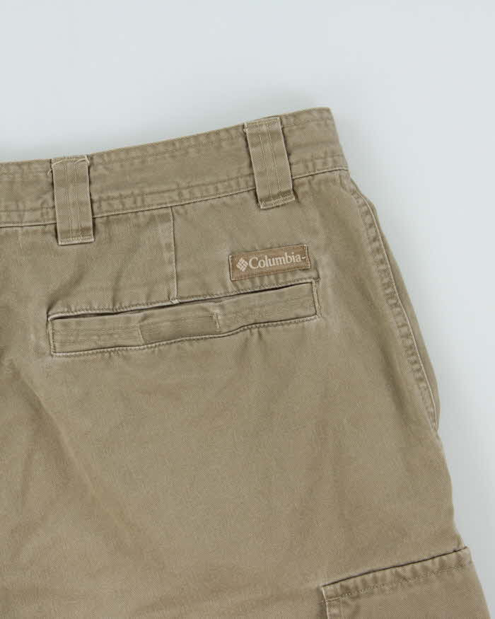 Vintage Y2K 00s Columbia Loose Fit Khaki Canvas Technical Cargo Shorts - W32