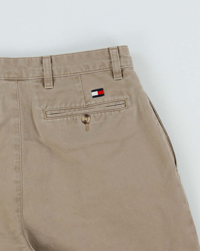 Vintage Y2K 00s Tommy Hilfiger Double Pleated Khaki Chino Bermuda Shorts - W30