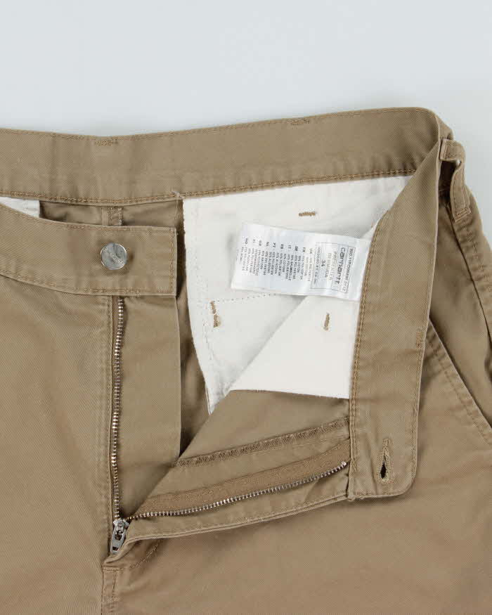 Vintage Carhartt 'Presenter Bermuda' Canvas Relaxed Fit Chino Shorts - W34