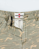 Vintage Y2K 00s Independent Truck Co. Relaxed Fit Camo Cargo Skater Shorts - W34