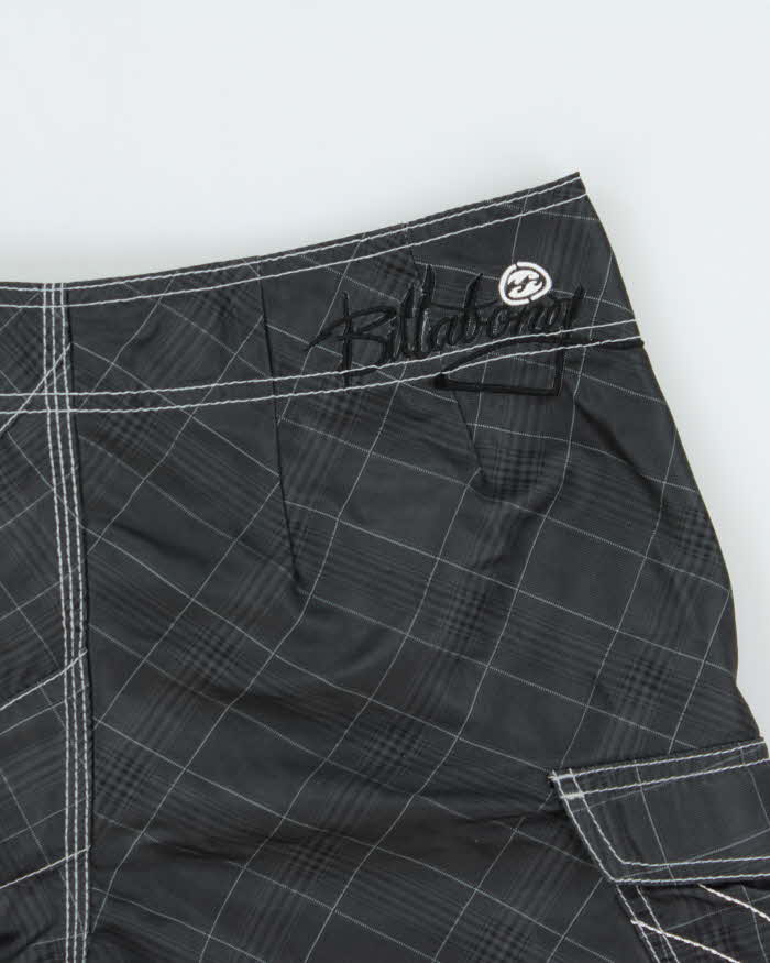 Vintage Y2K 00s Billabong Embroidered Relaxed Fit Board Shorts - L