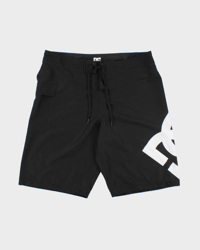 Vintage DC Shoe Co. Relaxed Fit Soft Shell Board Shorts - W36