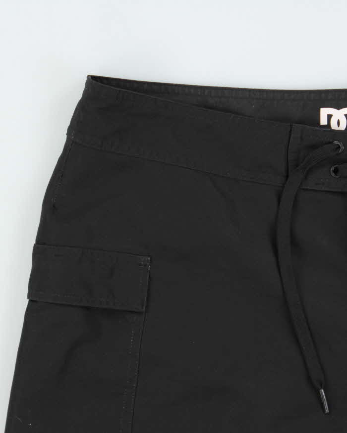 Vintage DC Shoe Co. Relaxed Fit Soft Shell Board Shorts - W36