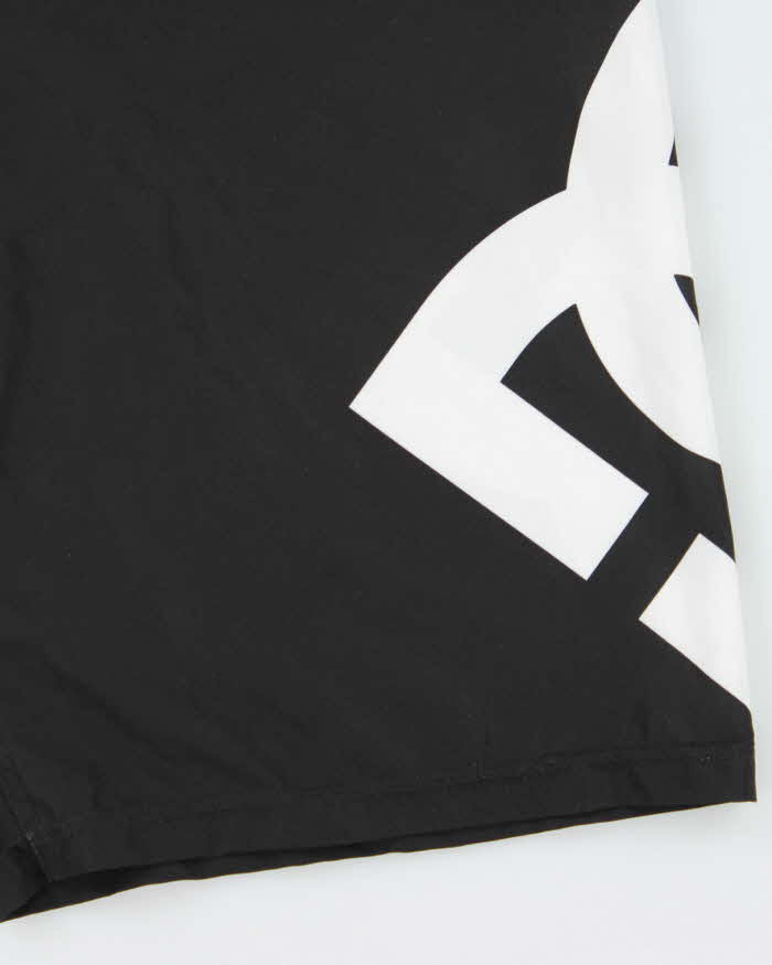 Vintage DC Shoe Co. Relaxed Fit Soft Shell Board Shorts - W36