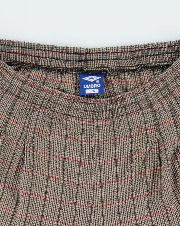 Vintage 1990s Umbro Woven Check Seersucker Pleated Wide Leg Casual Shorts - L