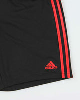 Vintage Adidas 8" Relaxed Fit Satin 3-Stripe Pocket Sports Shorts - XL