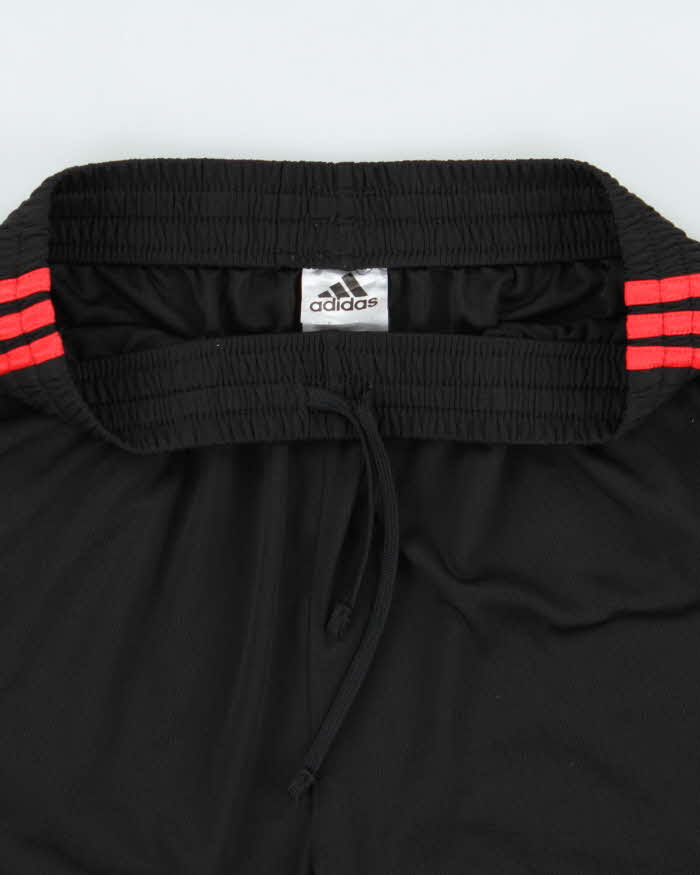 Vintage Adidas 8" Relaxed Fit Satin 3-Stripe Pocket Sports Shorts - XL
