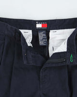 Vintage Y2K 00s Tommy Hilfiger Navy 8" Double Pleated Chino Bermuda Shorts - W29