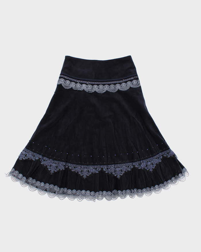 Vintage Woman's Navy Patterned Flowy Skirt - w28