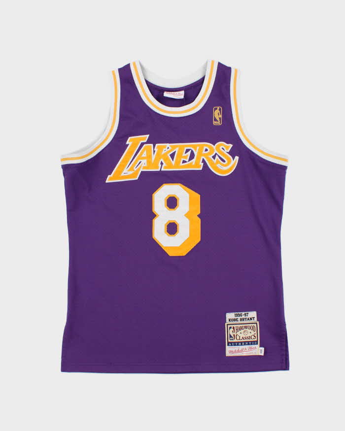 Mitchell & Ness Hardwood Classics LA Lakers 1996-97 Kobe Bryant #8 Stitched Home Jersey - M