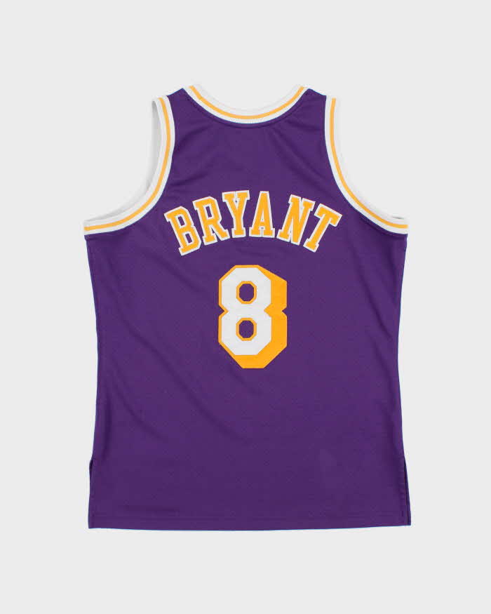 Mitchell & Ness Hardwood Classics LA Lakers 1996-97 Kobe Bryant #8 Stitched Home Jersey - M