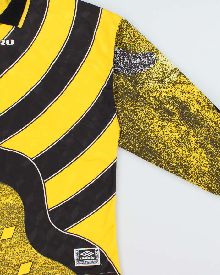 Vintage 1990s Umbro Team Wear Patterned Long Sleeve Padded Football Goalkeeper Shirt - L