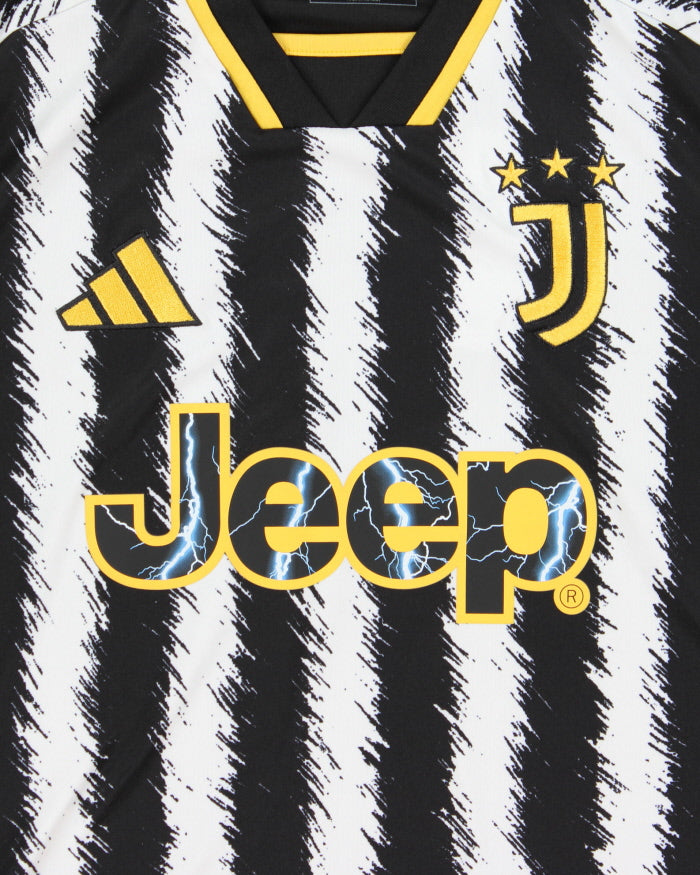 2023-24 Adidas Juventus FC Aeroready Slim Fit Short Sleeve Home Shirt - S