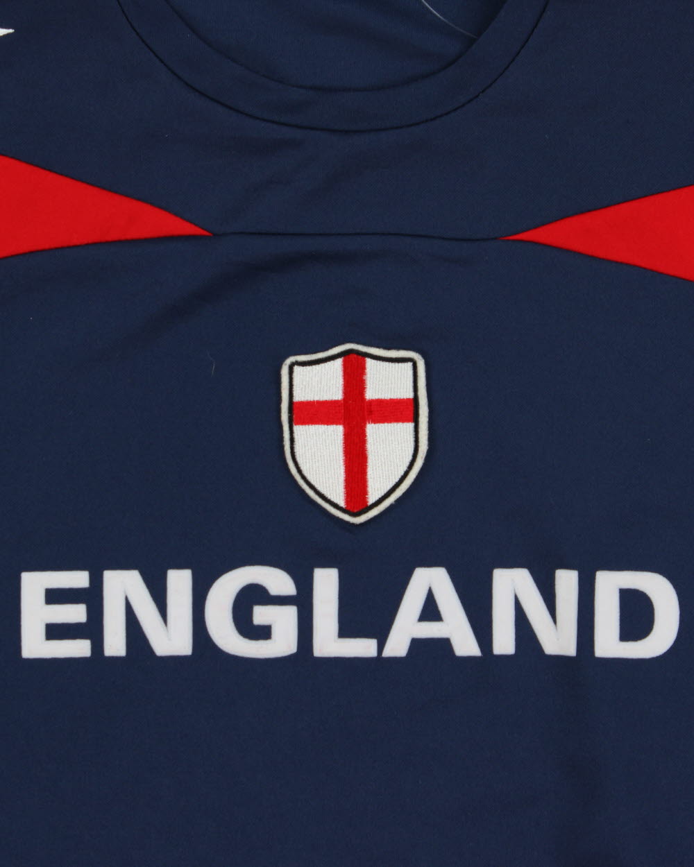Vintage Y2K Umbro England 2004 Euros Short Sleeve Football Training Shirt - L