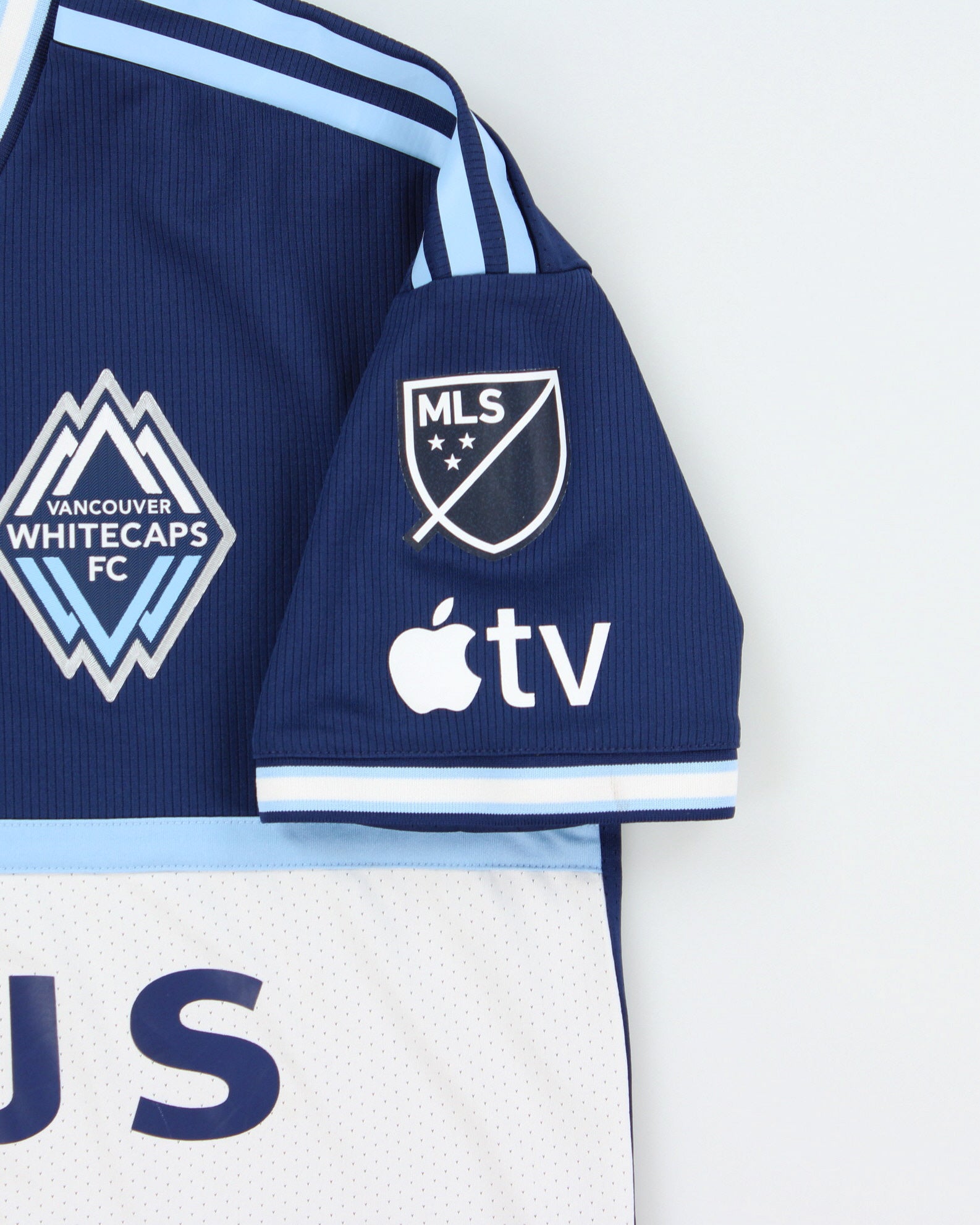 2022-23 Adidas Vancouver Whitecaps FC AeroReady Short Sleeve Home Football Shirt - M