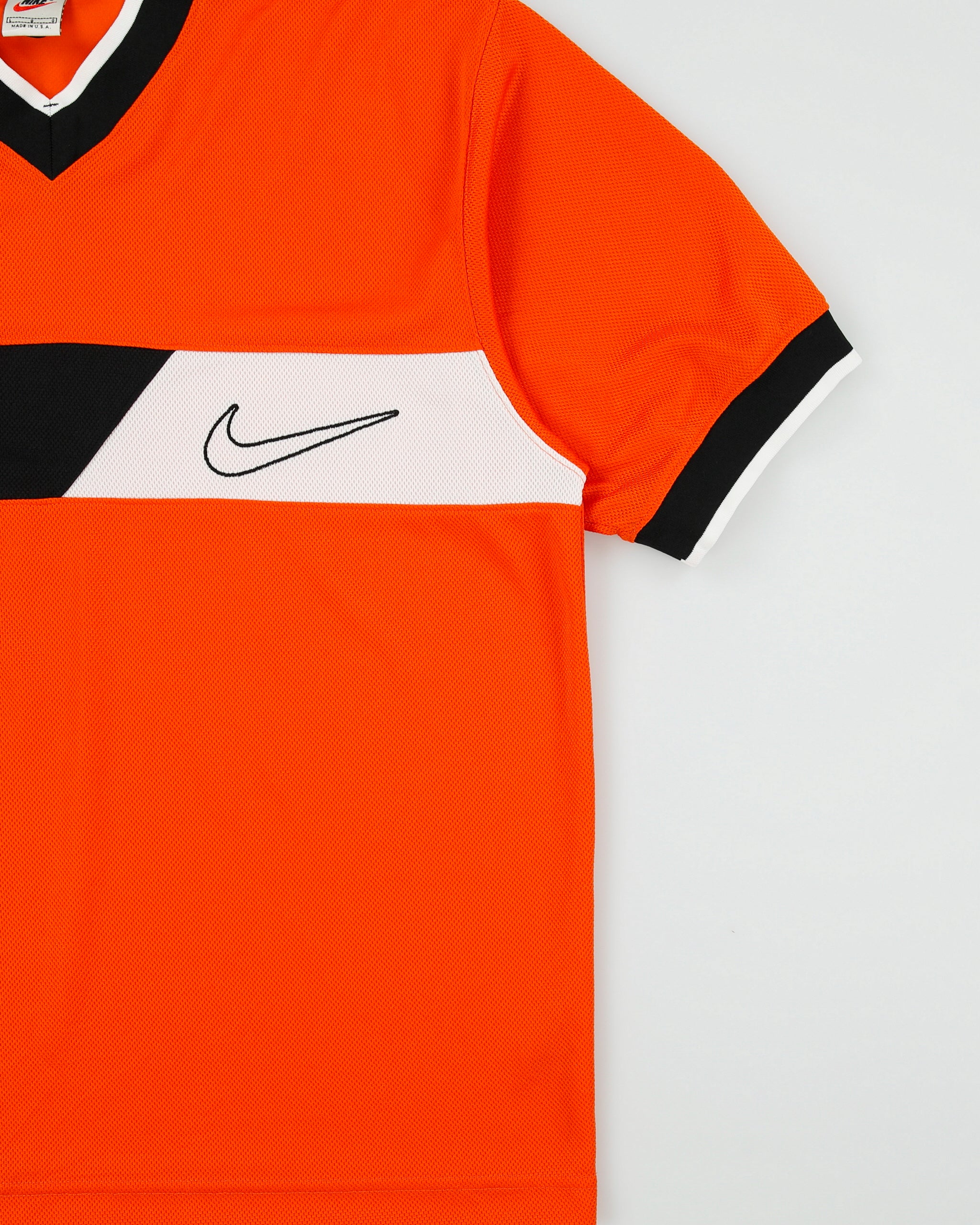 Vintage 1997 Nike Heavyweight Big Swoosh Made In USA Short Sleeve Football Shirt - L