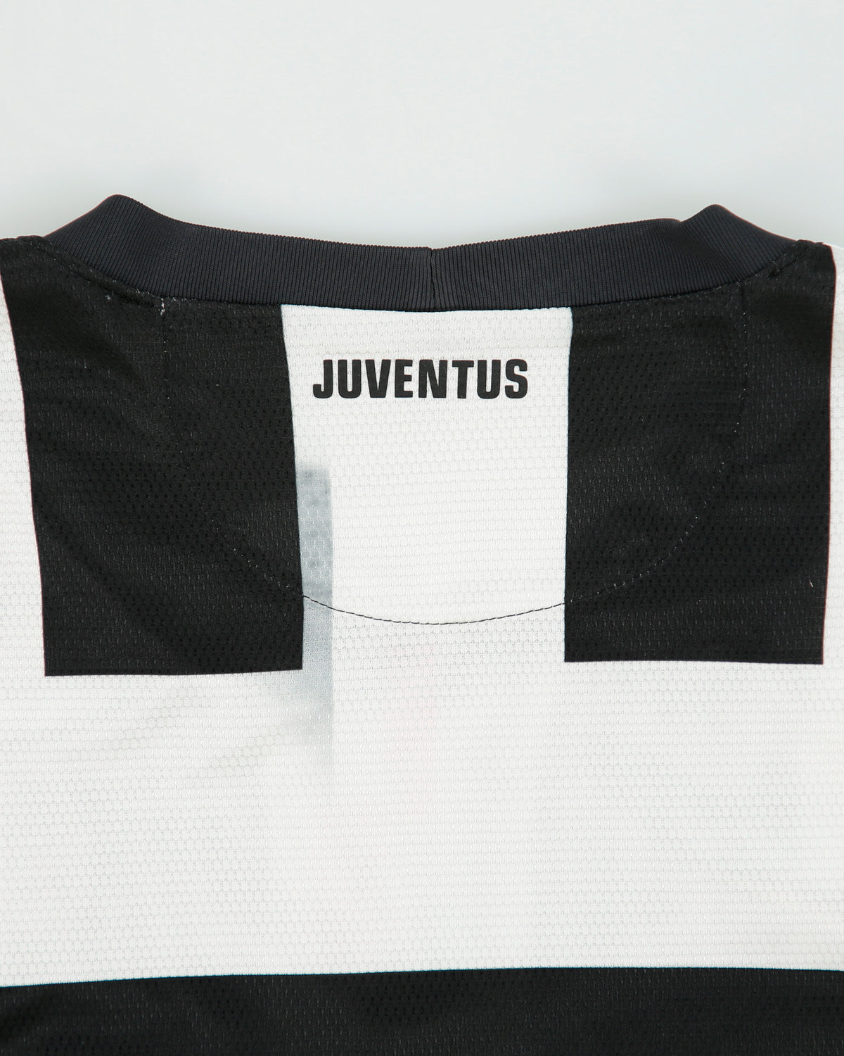2012-13 Nike Juventus FC Dri-Fit Short Sleeve Home Football Shirt - L
