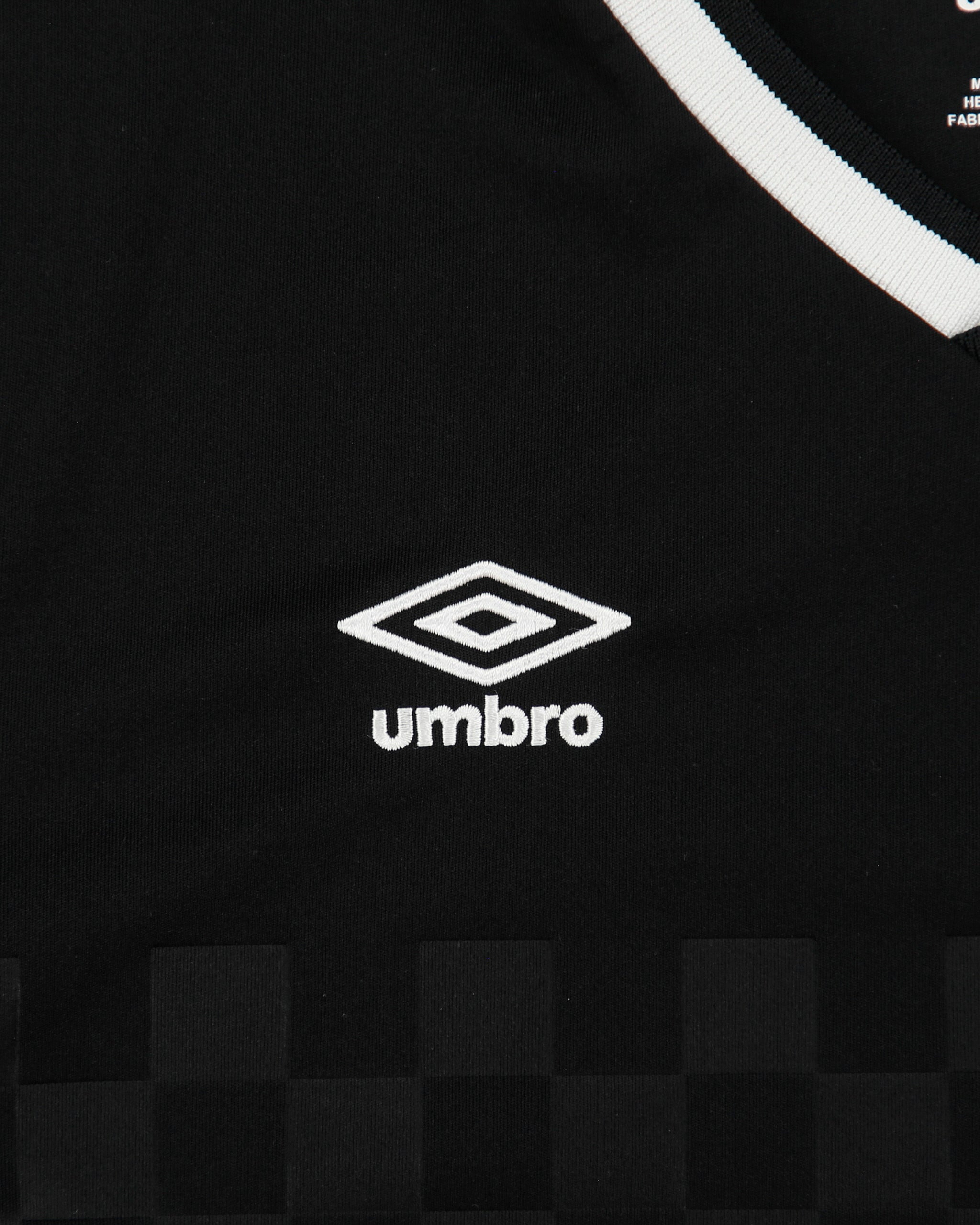 Vintage Umbro Embroidered Classic Check Short Sleeve Football Shirt - L
