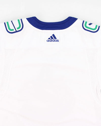 Vintage Green NHL x Calgary Canucks Sports Jersey - M