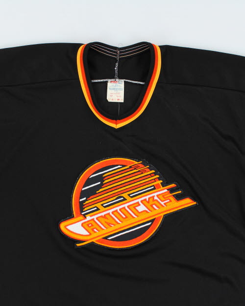 Vintage 90's Vancouver Canucks Oversized Jersey - XL