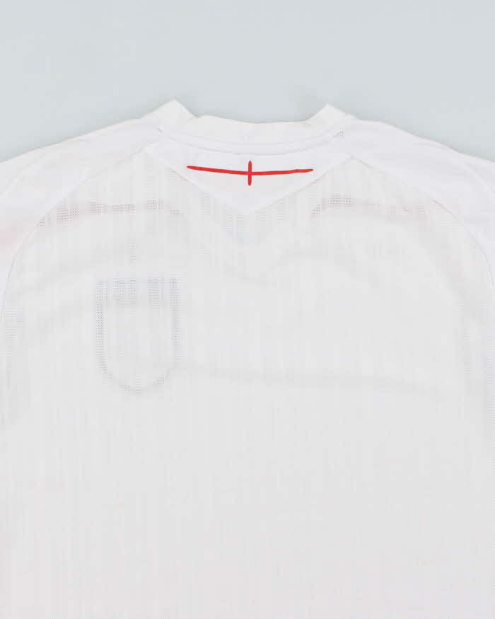Vintage 2000's Umbro England Home Football Shirt - L