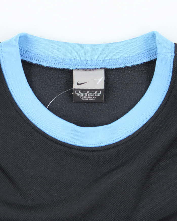 Vintage 2000's Nike Centre Striped Long-sleeved Sports Shirt - L
