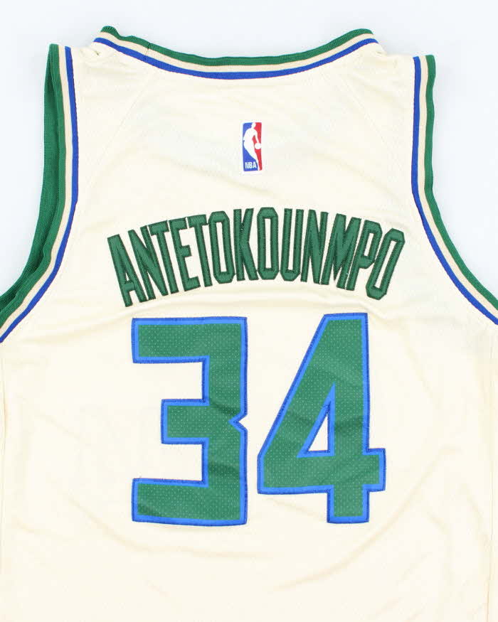 Nike Milwaukee Bucks NBA Basketball Jersey - M
