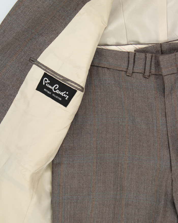Vintage 1970s Pierre Cardin Union Made In USA 'Hudson's Bay' Wool Herringbone Plaid Single Breasted Relaxed Straight Leg Two-Piece Suit - M