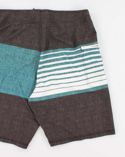 Y2k 00s DC Swim Shorts - W36