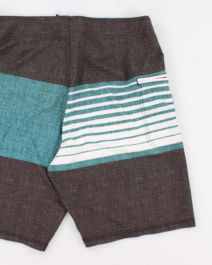 Y2k 00s DC Swim Shorts - W36