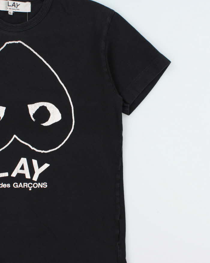 Vintage PLAY Comme Des Garcons Inverted Big Heart Crewneck T-Shirt - XL