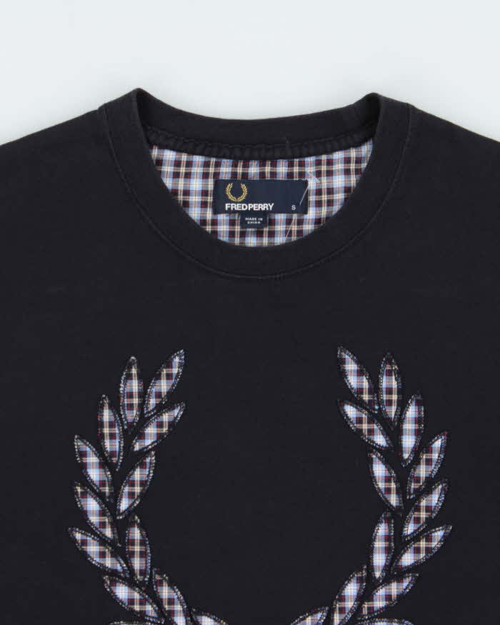 Vintage Fred Perry Embroidered Tartan Laurel Wreath Crewneck T-Shirt - S